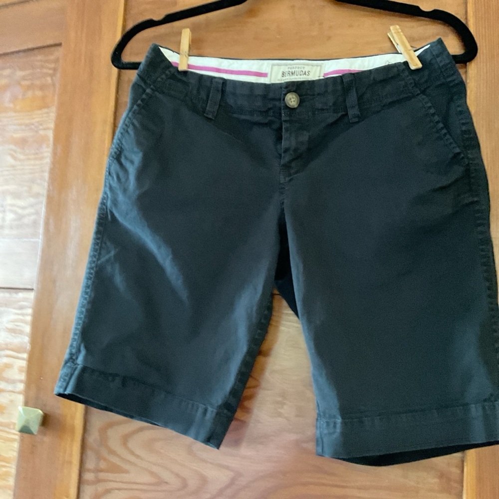 Old Navy Women's Dark Gray Bermudas